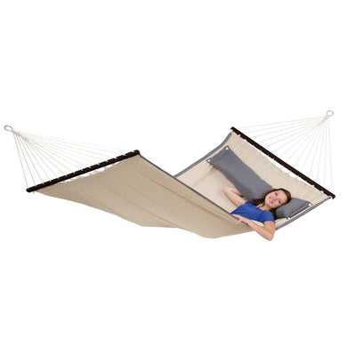 Quilted hammock with cushion
