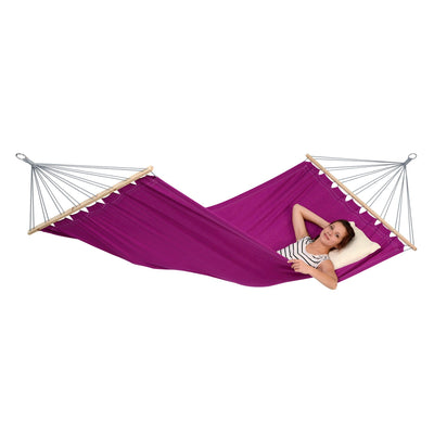 Brazilian double hammock with wooden spreader bar