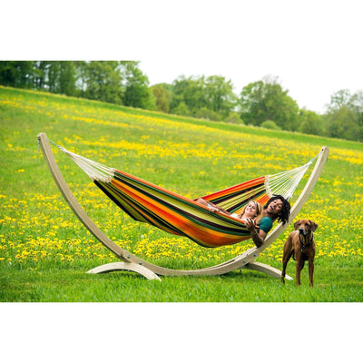 Amazonas Troja Stand - arc-shaped stand in climate-smart Spruce, perfect for two or more people!