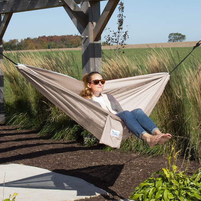 Lightweight mesh hammock