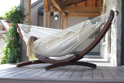 Vivere Sets Double Plus Cotton Hammock with 3m Solid Pine Arc Stand
