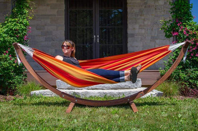 Vivere Sets Double Sunbrella® Hammock with 3m Solid Pine Arc Stand